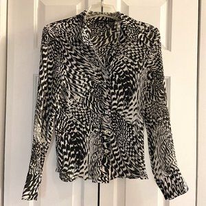 MDS California Black and White blouse